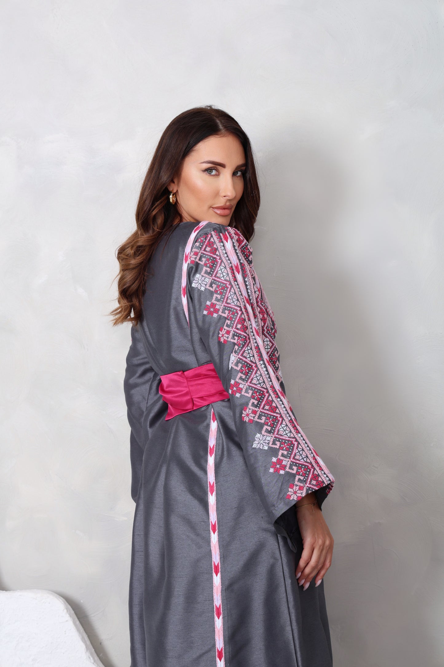 Grey & Pink Hand Embroidered Thobe