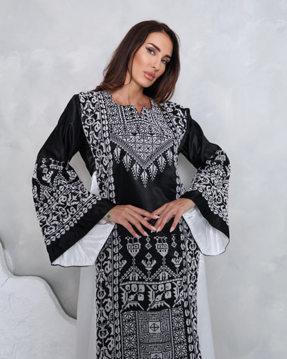 Black & White Hand Embroidered Thobe