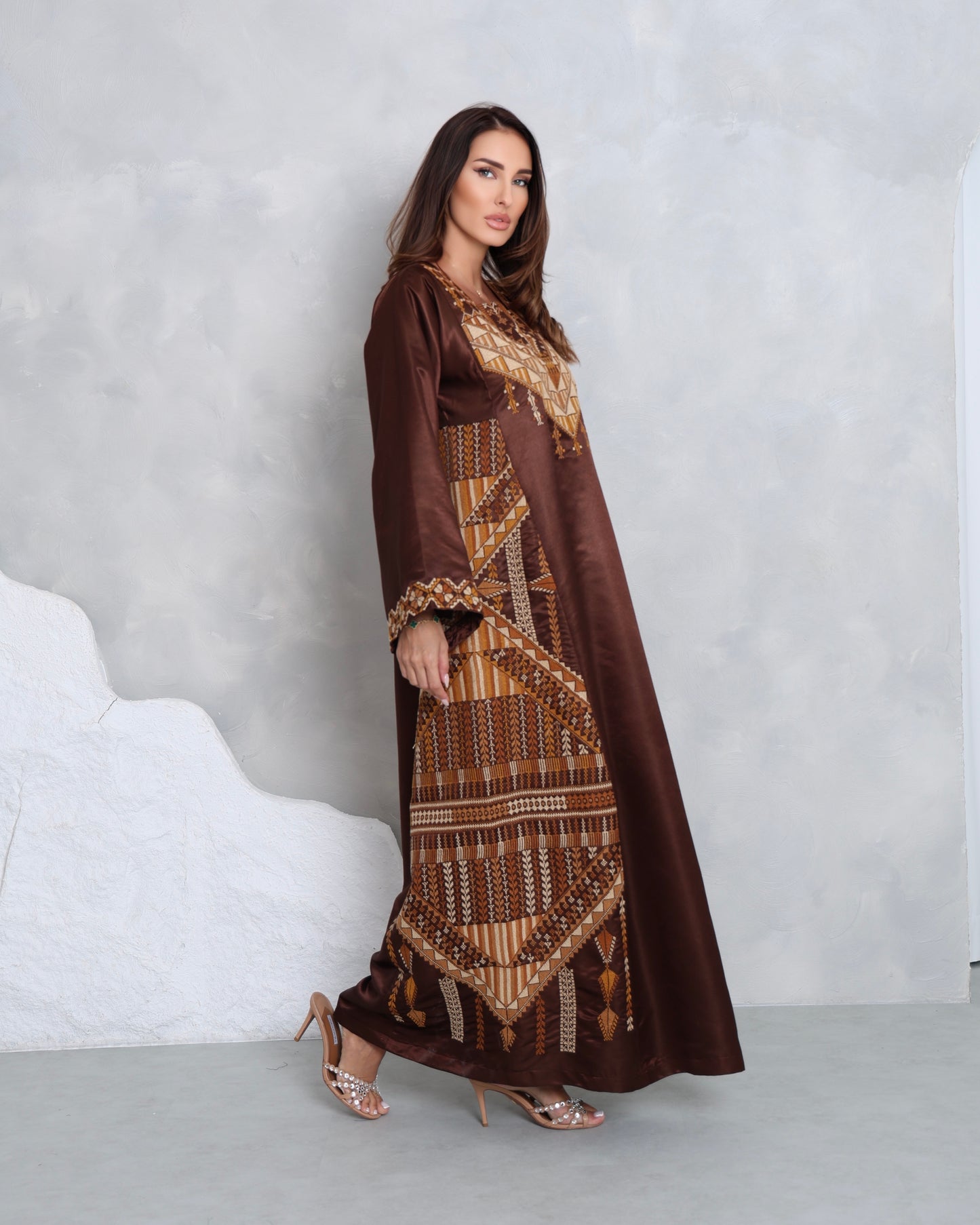 Brown Hand Embroidered Thobe