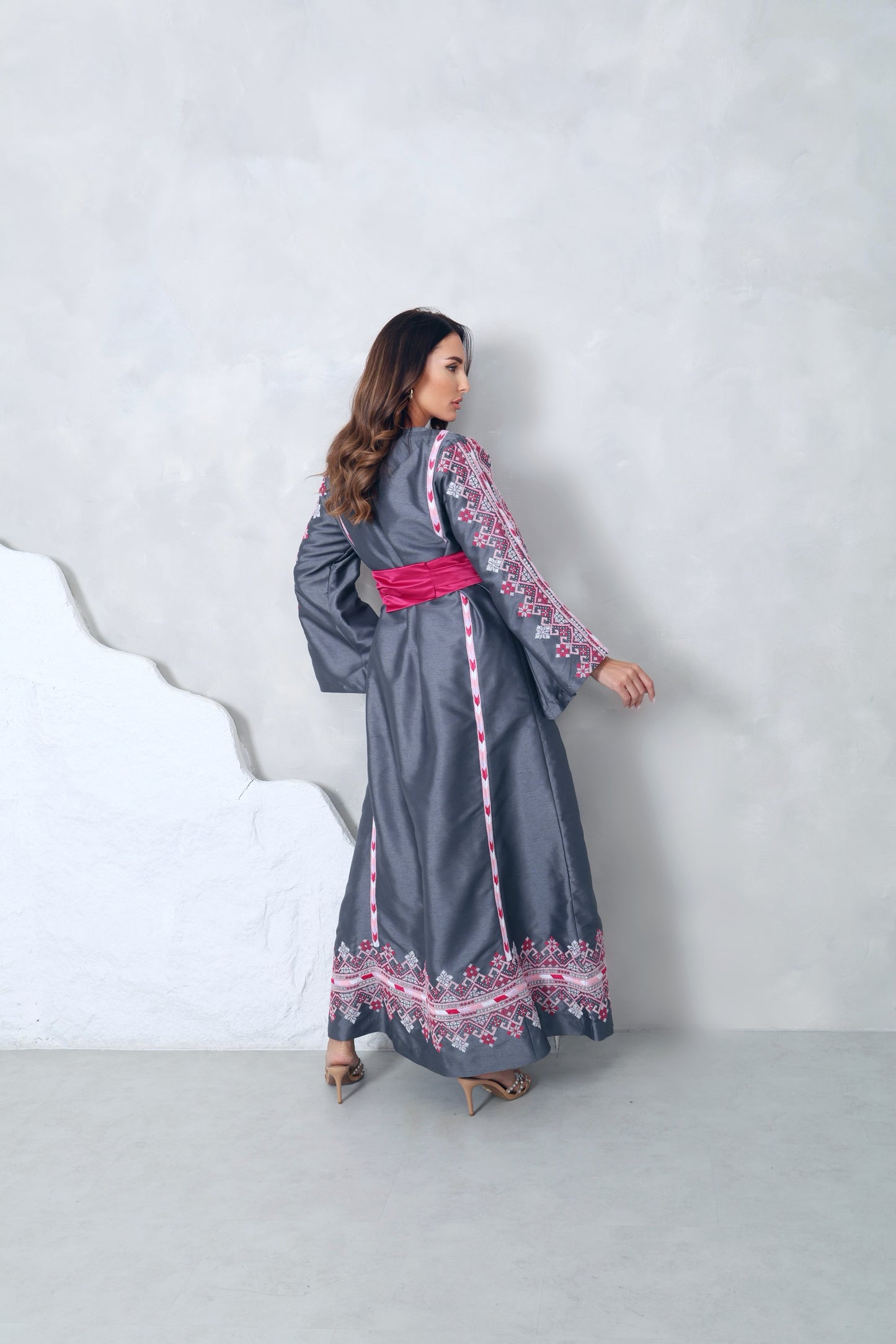Grey & Pink Hand Embroidered Thobe